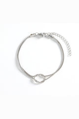 Dainty Knot Bracelet